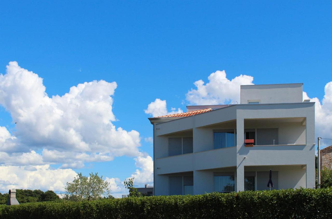 Apartment Fiorella Пореч Екстериор снимка